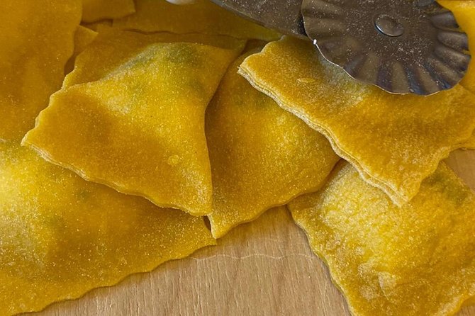 3 in 1 Cooking Class near Navona: Fettuccine, Ravioli & Tiramisu - Wine, limoncello, and coffee: the meal part is part of the point