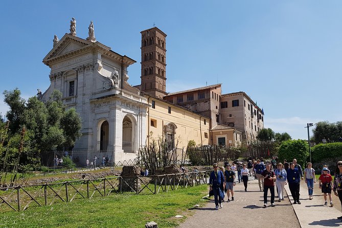 Colosseum Arena Floor, Roman Forum and Palatine Hill Guided Tour - Pacing, Timing, and Security Checks: How to Make the 2 Hours 30 Minutes Work
