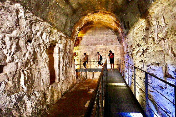 Expert Guided Tour of Colosseum Arena OR Underground, and Forum - Hearing Your Guide Clearly With Headsets