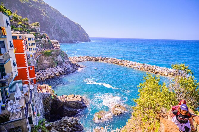 Florence: Cinque Terre Park Day Trip with Optional Street Food - Leaving Florence Before the Sea Gets Busy
