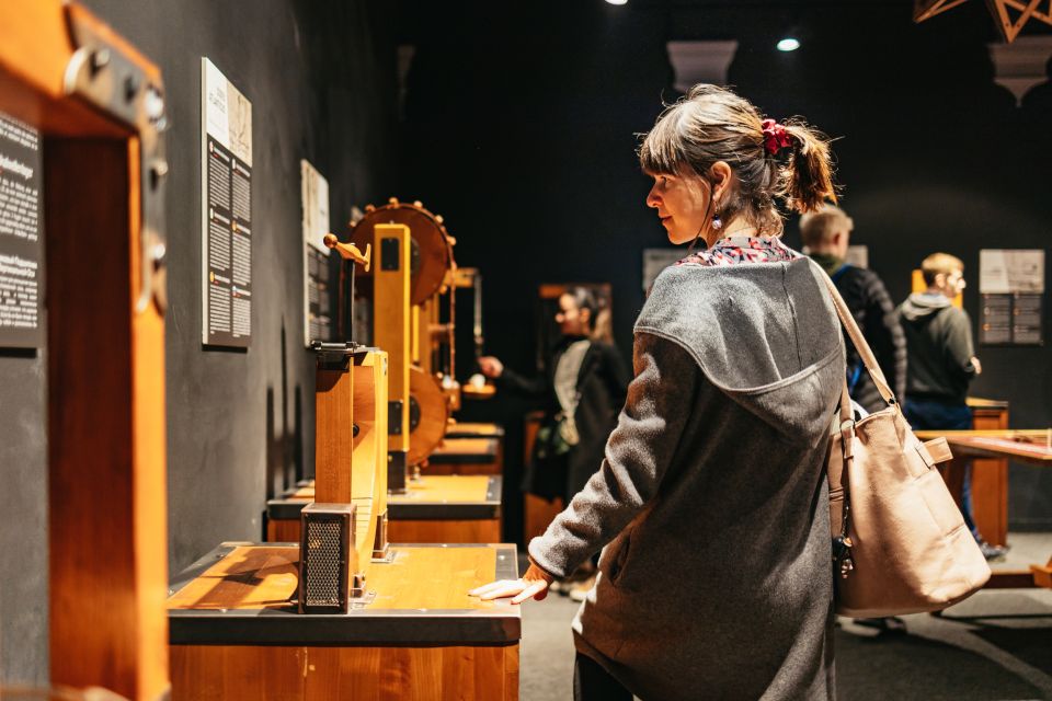 Florence: Leonardo Interactive Museum Entry Ticket - Best Time to Go: Don’t Waste Your Hour
