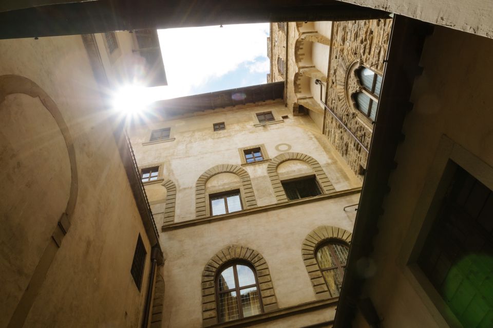Florence: Palazzo Vecchio Entrance Ticket & Audioguide - Enter Through Piazza della Signoria: Skip the Line and Pick Up Your Guide