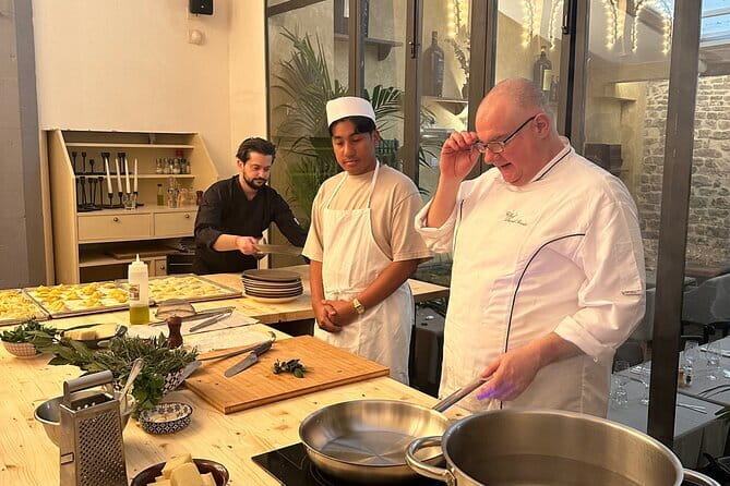 Florence: Pasta Cooking Class with Unlimited Wine - Sauces, Wine, and Who Does What in the Kitchen