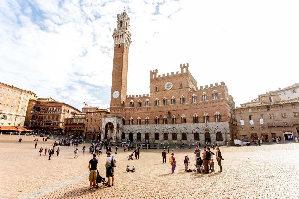 Florence: Siena, San Gimignano & Monteriggioni with Tasting - San Gimignano in Full: UNESCO Towers and Free Time to Wander