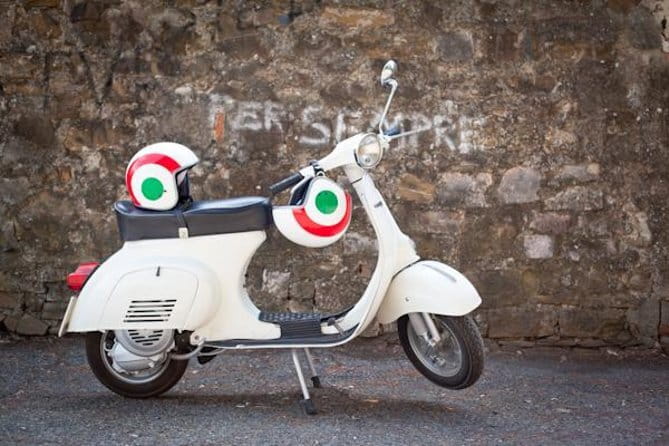 Florence Vespa Tour: Tuscan Hills and Italian Cuisine - Quick hits before you ride