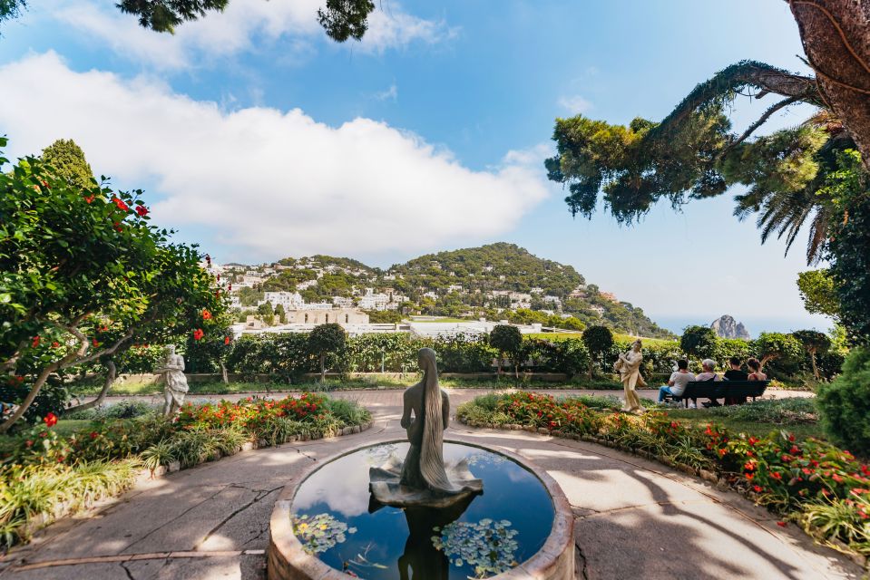 From Naples: Gulf of Naples & Capri Sightseeing Boat Tour - Who this Naples to Capri boat day suits best