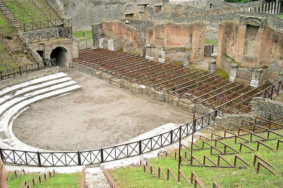 From Naples or Sorrento: Pompei Half-Day Tour - Key Things You’ll Notice on This Pompeii Half-Day