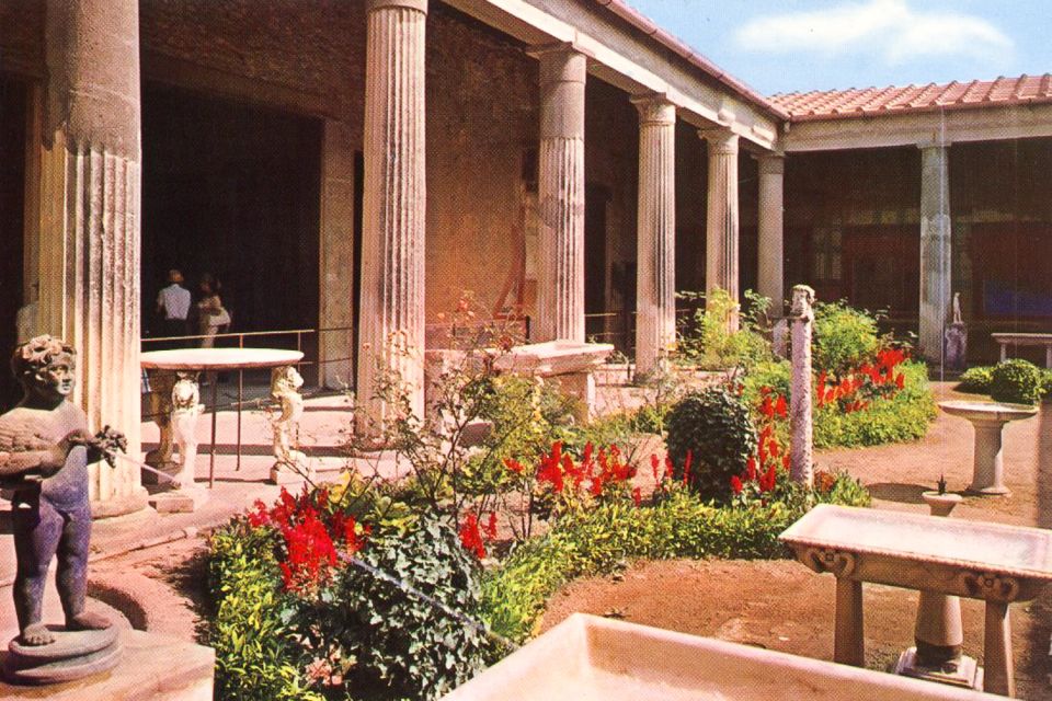 From Naples or Sorrento: Pompei Half-Day Tour - Markets, Artisan Shops, Taverns, Cafés, and the Arena