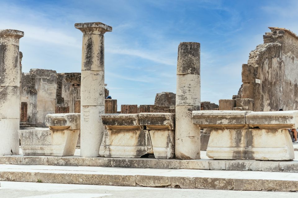 From Naples: Pompeii Ruins & Mount Vesuvius Day Tour - Getting picked up and getting to the sites without stress