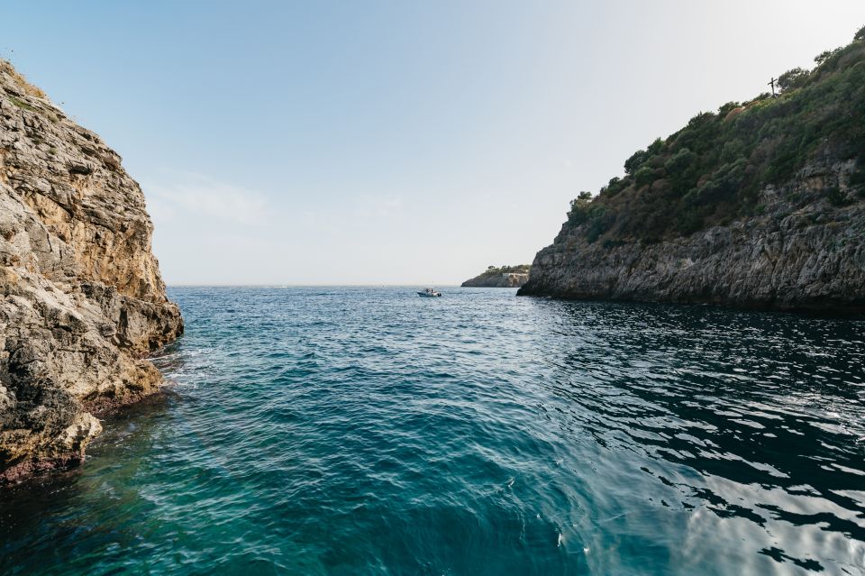From Sorrento/Nerano: Amalfi and Positano Boat Tour - On-board comfort, safety, and the guide factor