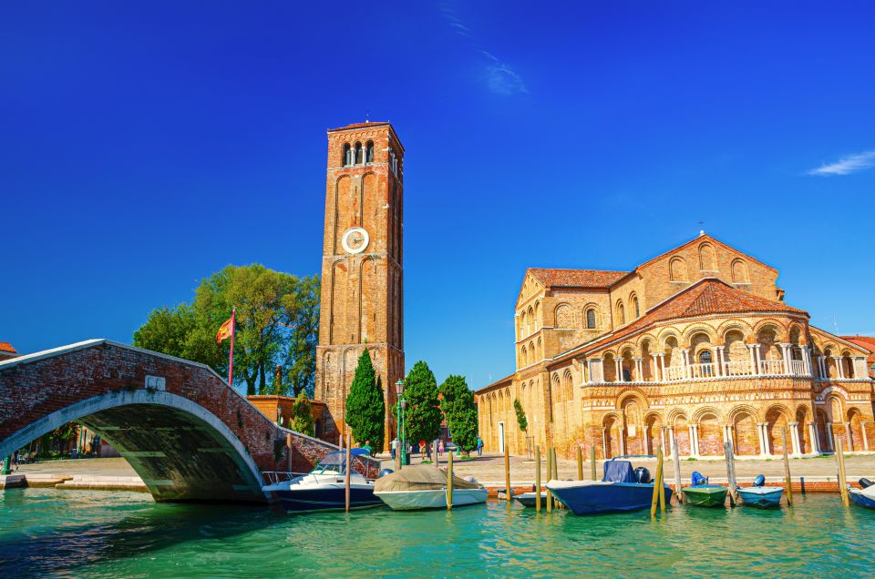 From Venice: Murano & Burano Guided Tour by Private Boat - The Pace: Guided Facts, Then Time to See It Your Way