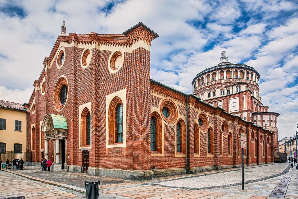 Milan: Da Vinci's Last Supper Guided Tour - Where the tour starts: Piazza di Santa Maria delle Grazie, not a random corner
