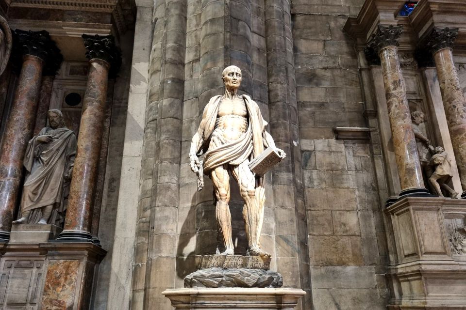 Milan: Duomo Rooftop and Cathedral Guided Tour with Tickets - Priority Tickets + Lift Access: The Practical Win