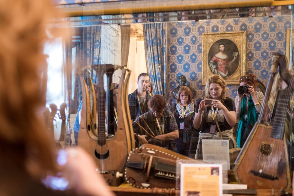 Milan: La Scala Theater & Museum Guided Experience - Who this La Scala guided visit suits best