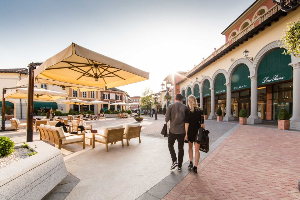 Milan: Serravalle Designer Outlet Roundtrip Bus Transfer - Milan pickup and drop-off: the Foro Buonaparte and Citysightseeing options