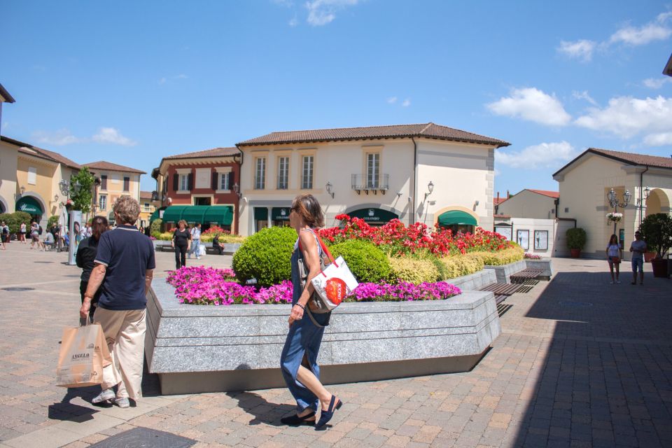 Milan: Serravalle Designer Outlet Roundtrip Bus Transfer - Comfort, small rules, and the practical details that affect your day