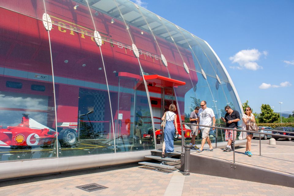 Milan: Serravalle Designer Outlet Roundtrip Bus Transfer - Who this bus transfer is perfect for (and who should rethink it)