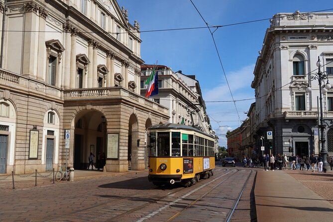 Milan's Must See: Half-Day Tour of Last Supper, Duomo & La Scala - Milan’s stylish “drawing room”: Galleria Vittorio Emanuele II
