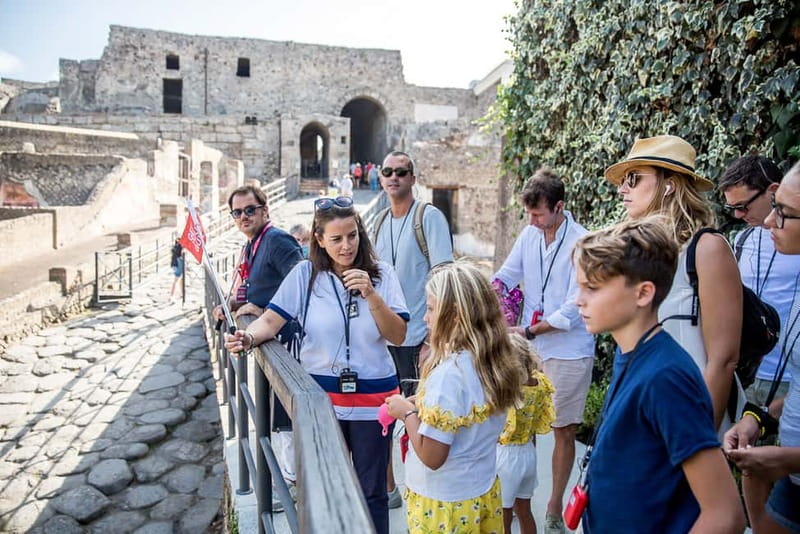 Naples or Sorrento: Full-Day Pompeii and Mount Vesuvius Tour - Mount Vesuvius: the 1000m shortcut and the real hike on your legs