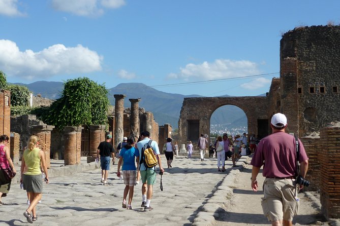 Naples: Pompeii & Mt Vesuvius All-Inclusive Small Group w/ Lunch - Key Things I’d Book This For