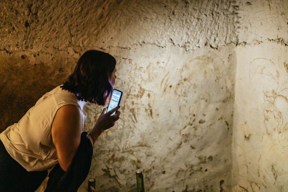 Naples: Spanish Quarters Underground Guided Tour - Price and time: is $17 good value in Naples?
