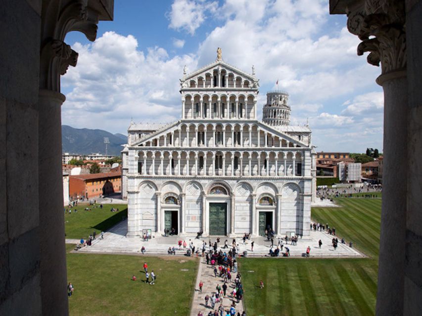 Pisa: Leaning Tower & Cathedral Tickets with Timed Entry - Skip-the-line entry: what it improves in real life