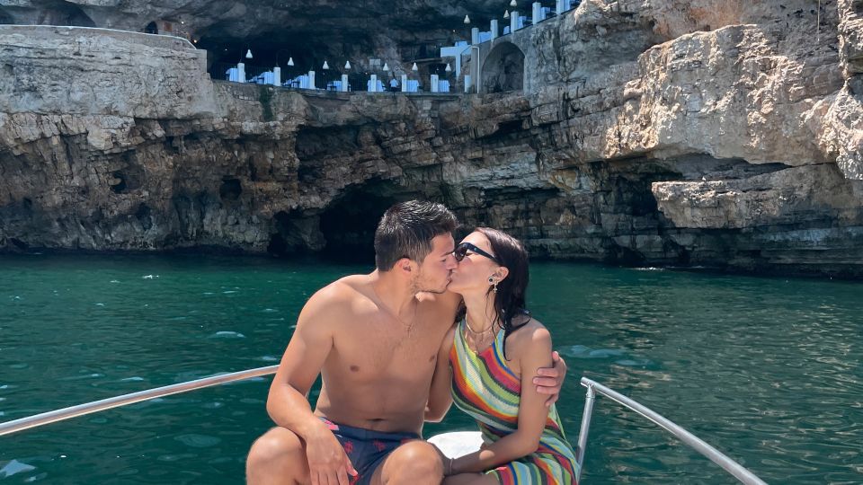 Polignano a Mare: Speedboat Cruise to Caves with Aperitif - Should you book this Polignano caves speedboat cruise with aperitif?