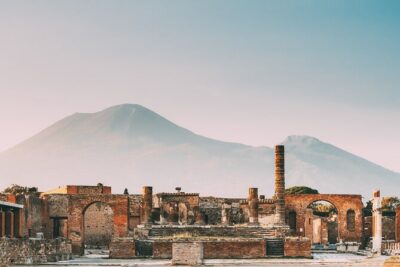 Pompeii, Amalfi Coast and Positano Day Trip from Rome - Pompeii With a Real Guide: How to See More in Less Time