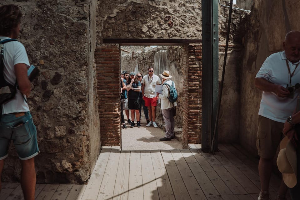 Pompeii: Entry Ticket and Guided Tour with an Archaeologist - What to do after the tour: keep exploring without getting lost