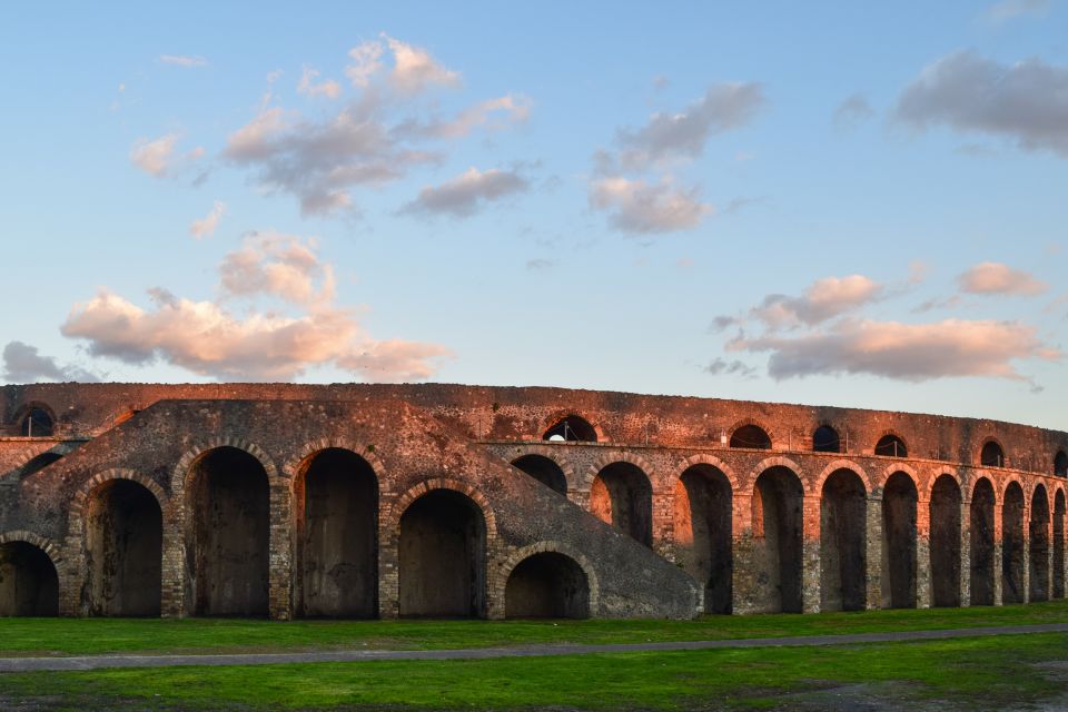 Pompeii: Skip-the-Line Entrance Ticket with Audio Guide - Planning your Pompeii day: the route that makes sense