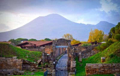 Pompeii: Skip-the-Line Entrance Ticket with Audio Guide - Audio Guide and Map Setup: headphones, devices, and language options