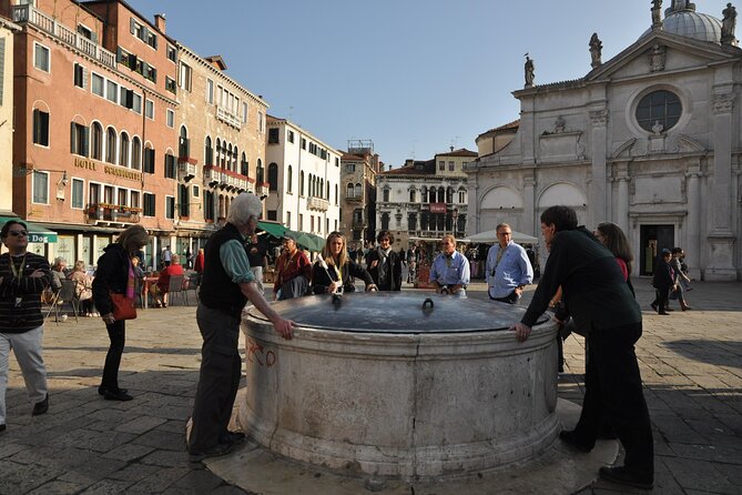 Private 3 hrs Venice Tour: St Mark's, Walking tour & Boat tour - When Venice Changes the Plan: High Water and Basilica Closures