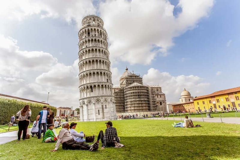 Reserved Entrance to Leaning Tower of Pisa & Cathedral - The main drawback: you must be on time