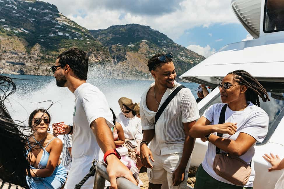 Rome: Amalfi Coast & Positano Day Trip with Coastal Cruise - Piazza del Popolo start: the pick-up point that sets the tone
