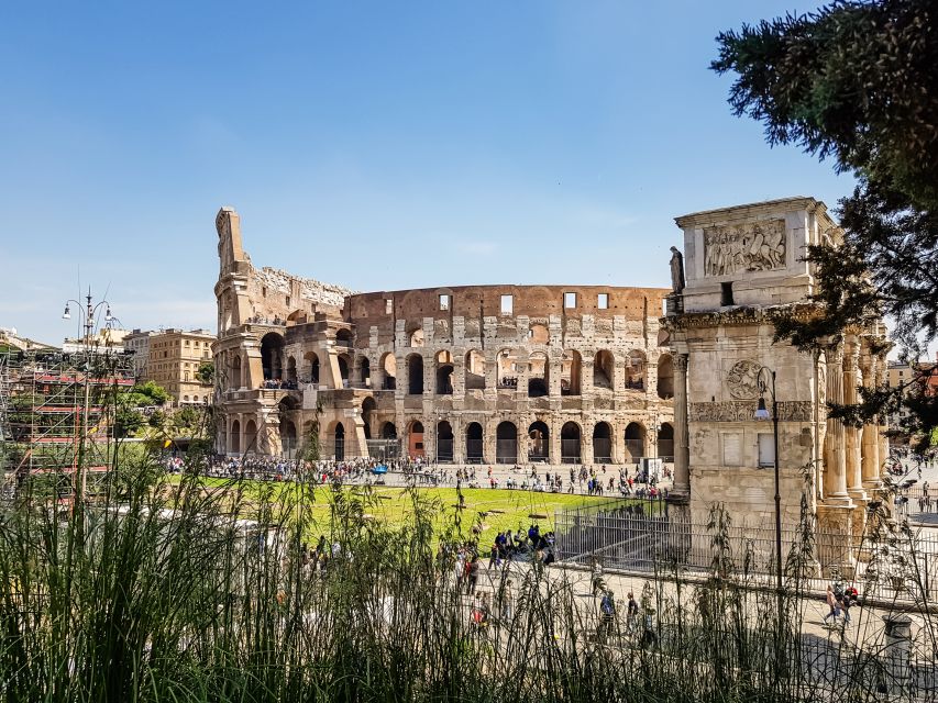 Rome: Colosseum Arena, Palatine Hill & Forum Guided Tour - Entering the Colosseum via Gladiator’s Gate