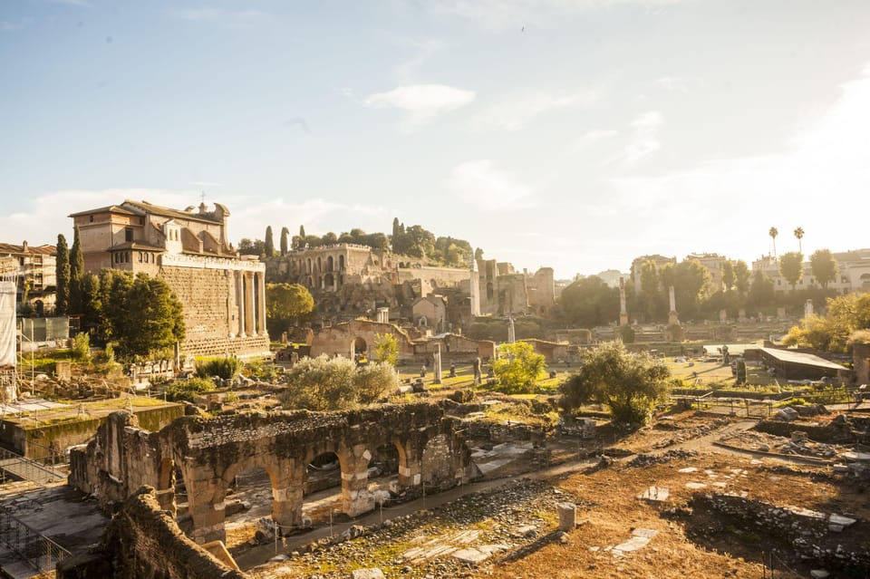 Rome: Colosseum, Forum, Palatine Hill Entry & Audioguide App - Entering The Colosseum: strict timing, security, and what tickets really cover