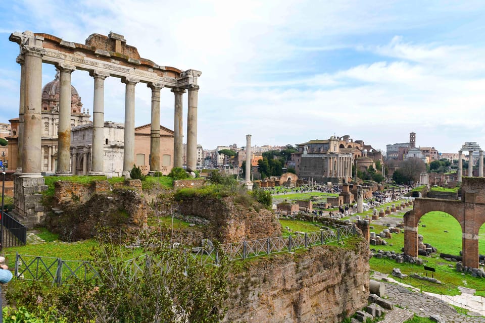Rome: Colosseum & Forum with Audio Guide App -Optional Arena - The audio guide app: smart when it works, annoying when it doesn’t