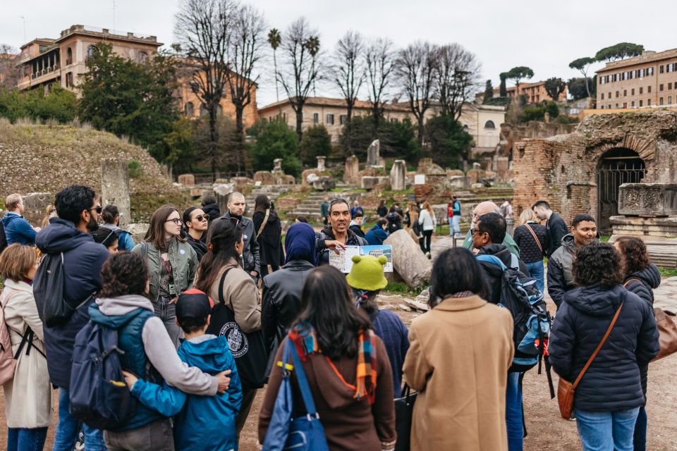 Rome: Colosseum, Palatine Hill & Roman Forum Guided Tour - Guide Quality Matters: The Names People Keep Praising