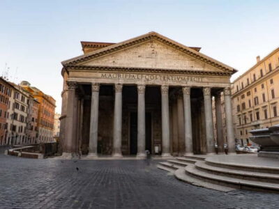 Rome: Pantheon Priority Entry Ticket & Audio Guide App - Downloading the audio app: your phone becomes the guide