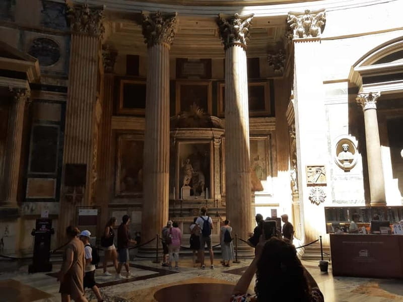 Rome: Pantheon Priority Entry Ticket & Audio Guide App - Who should book this Pantheon Priority Entry with app audio?