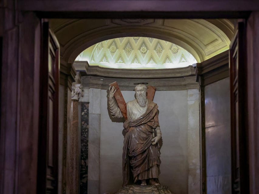 Rome: St. Peter's Basilica, La Pietà, Papal Tombs and Dome - Papal Tombs: turning famous names into real stories