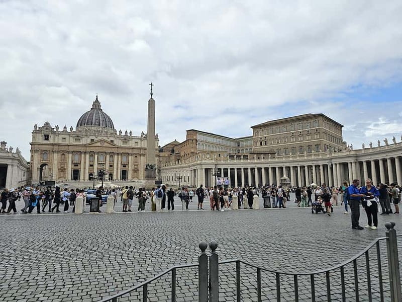 Rome: St. Peter's Basilica & Papal Tombs Tour with Dome - Timing, security checks, and dress rules that can slow you down