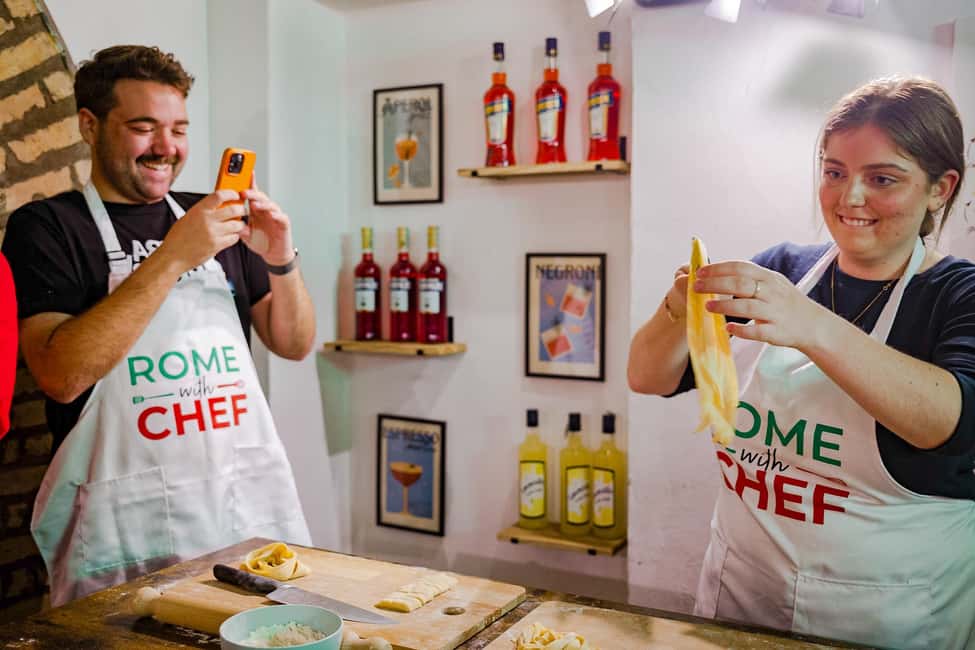 Rome: Traditional Pasta with Cocktails Cooking Class - Tips to get the best experience (and not regret the spritzes)