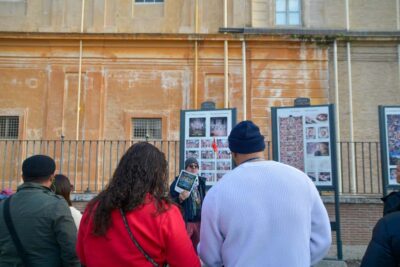 Rome: Vatican Museums, Sistine Chapel Tour & Basilica Access - Where you meet: Via Vespasiano 24, not St. Peter’s Square