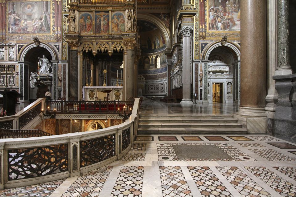Rome: Vatican Pass, Top Attractions and Free Transport - Entering the Vatican the efficient way: Museums, Sistine, and the extras