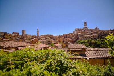 Siena, San Gimignano and Chianti Wines Day Tour from Florence - Monteriggioni fortress: a quick hit with great photo geometry