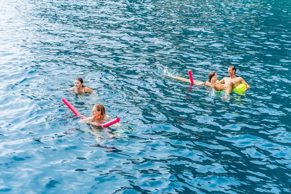 Sorrento: Exclusive Capri Boat Tour and Optional Blue Grotto - The 4 hours of free time on Capri: how to make it work