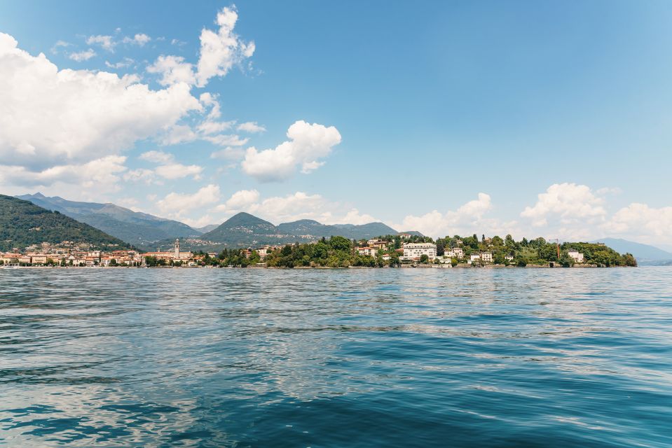 Stresa: 3 Borromean Islands Hop-On Hop-Off Boat Tour - Practical details that affect comfort: what to wear and what to skip