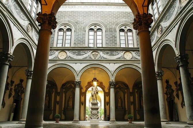 The Best tour in Florence: Renaissance & Medici Tales - guided by a STORYTELLER - Key highlights you’ll feel right away