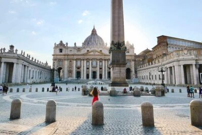 Tour of St Peter's Basilica with Dome Climb and Grottoes - Inside St. Peter’s Basilica: Pietà, Mosaics, and the 30-Meter Canopy